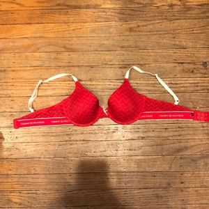 Tommy Hilfiger bra
